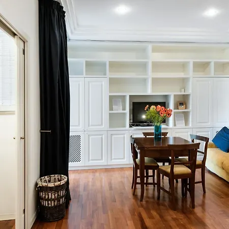 Casa Chiaia * Naples