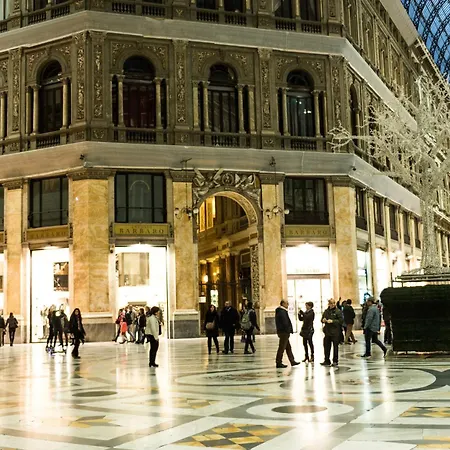 아파트 Casa Chiaia *